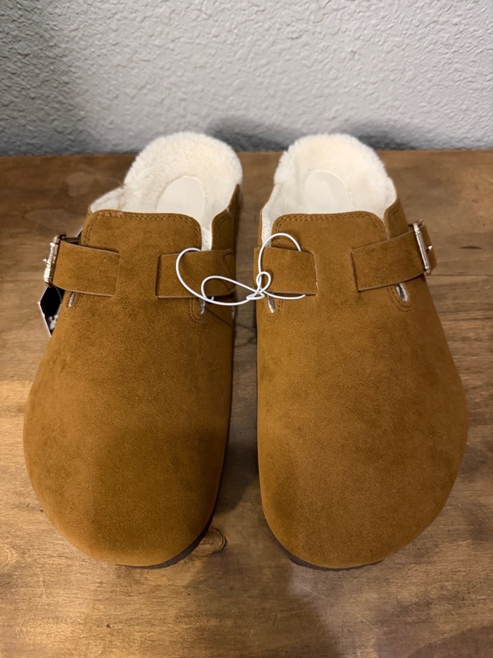 Universal Thread Chestnut Brown Suede like Mule Clogs with Cream Lining size 12 - Picture 2 of 8